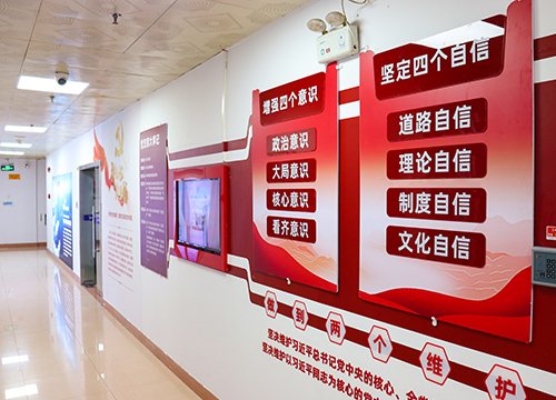 强化标杆引领，推进阵地建设